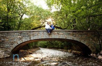 Engagement Pictures on Bridge