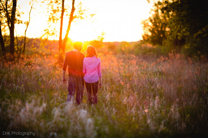 outdoor-engagement-photos-minneapolis-22