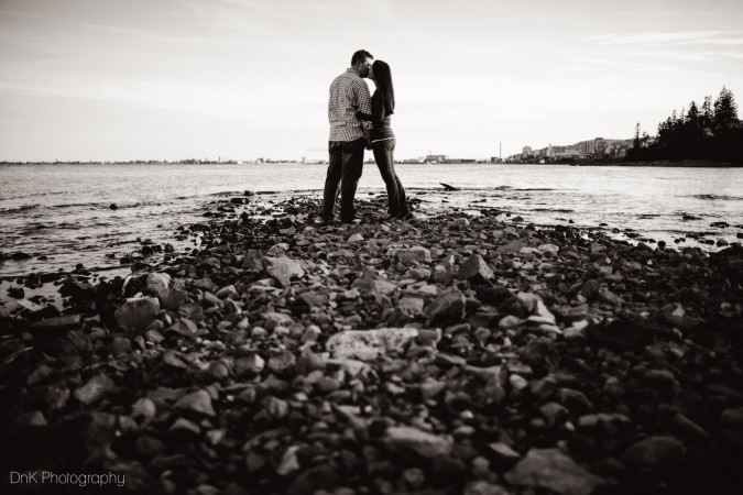 outdoor-engagement-photos-minneapolis-24