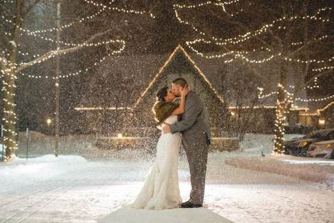 Molly and Mike's Winter Wedding