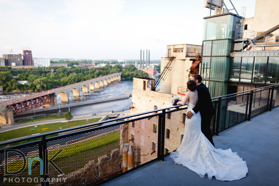 Overlooking the Mississippi River Wedding