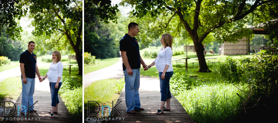 Outdoor maternity pictures