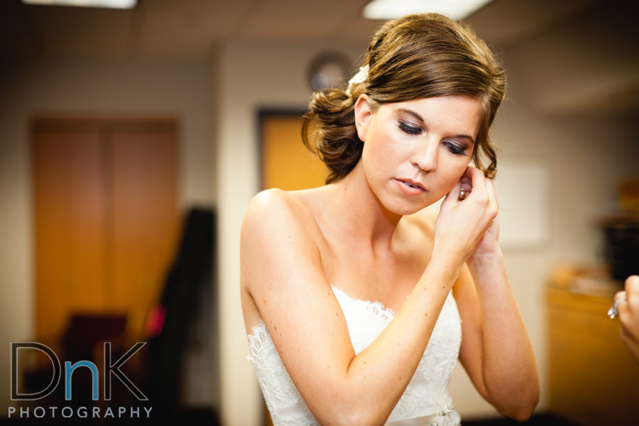 wedding getting ready pictures