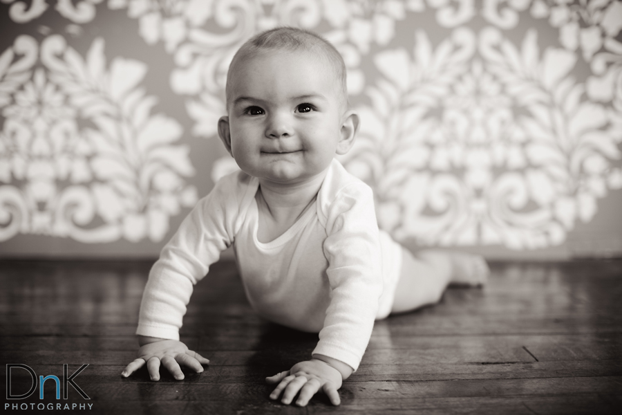 Titus! 6months old – Minneapolis Portrait Photographer