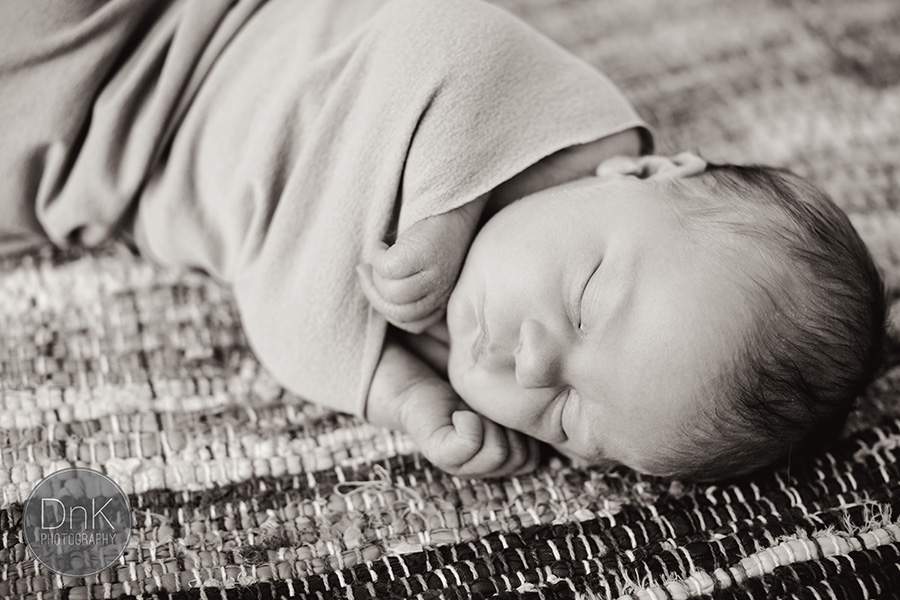 Minneapolis Newborn Photographer – Winnie is 3 Days New!